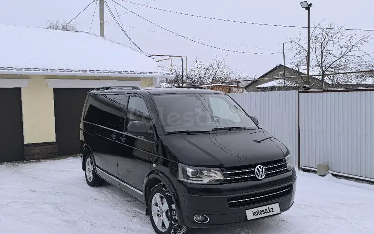 Volkswagen Multivan 2012 годаfor18 000 000 тг. в Уральск