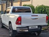 Toyota Hilux 2023 года за 23 500 000 тг. в Шымкент – фото 5