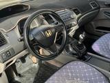 Honda Civic 2007 года за 2 600 000 тг. в Атырау – фото 4