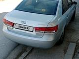 Hyundai Sonata 2005 годаүшін2 870 403 тг. в Астана – фото 2