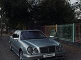 Mercedes-Benz E 230 1996 года за 1 950 000 тг. в Алматы
