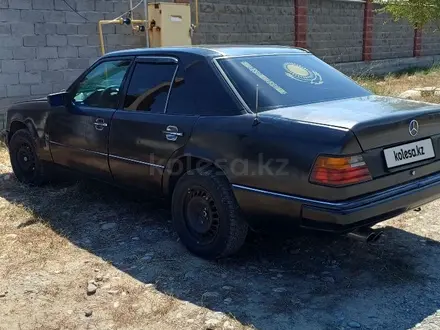 Mercedes-Benz E 230 1990 года за 800 000 тг. в Талдыкорган