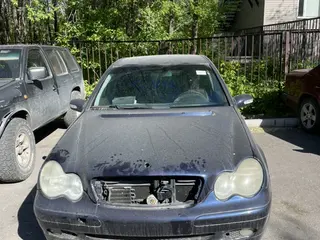 Mercedes-Benz C 180