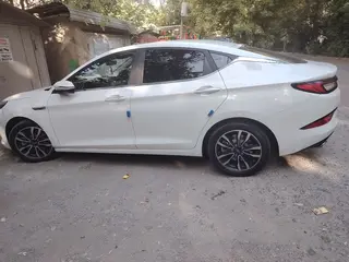 JAC J7