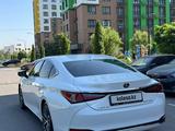 Lexus ES 250 2023 годаүшін21 000 000 тг. в Алматы – фото 5