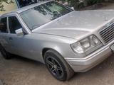 Mercedes-Benz E 220 1993 года за 2 500 000 тг. в Жезказган – фото 2