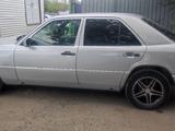 Mercedes-Benz E 220 1993 года за 2 500 000 тг. в Жезказган – фото 4