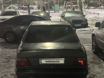 Mercedes-Benz E 300 1991 года за 1 650 000 тг. в Павлодар – фото 2