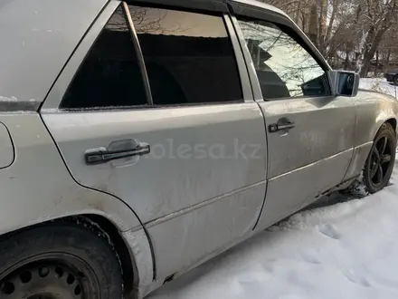 Mercedes-Benz E 320 1993 года за 2 250 000 тг. в Караганда – фото 7