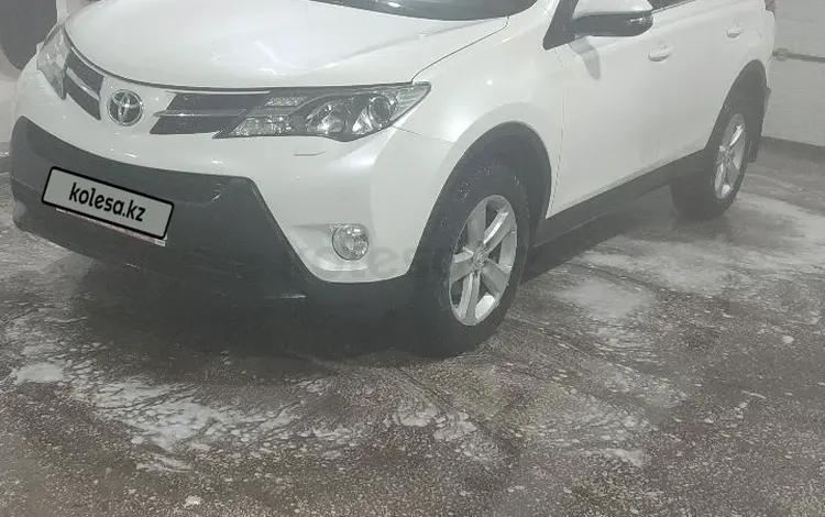 Toyota RAV4 2014 года за 11 000 000 тг. в Актобе