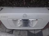 Крышка багажника mercedes w220 за 22 000 тг. в Алматы