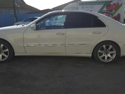 Mercedes-Benz E 350 2008 года за 7 000 000 тг. в Тараз – фото 3