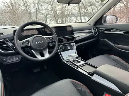 Kia Seltos 2024 года за 9 860 000 тг. в Уральск – фото 21