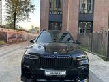 BMW X7 2022 года за 55 555 555 тг. в Алматы – фото 2