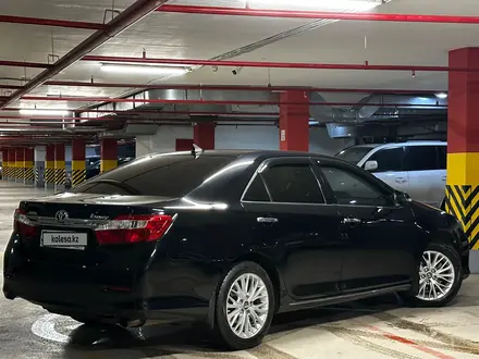 Toyota Camry 2014 года за 9 150 000 тг. в Астана – фото 55