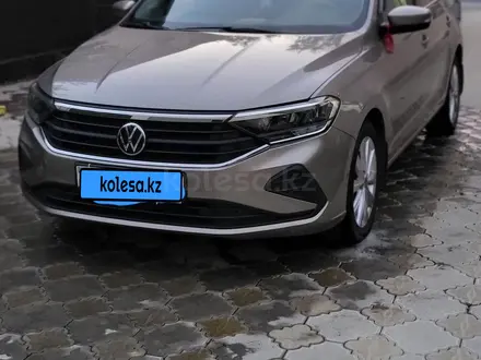 Volkswagen Polo 2021 года за 8 690 000 тг. в Аксай – фото 2