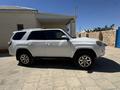 Toyota 4Runner 2015 годаfor15 000 000 тг. в Актау