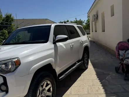 Toyota 4Runner 2015 года за 15 000 000 тг. в Актау – фото 3