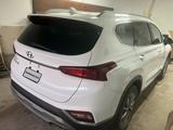 Hyundai Santa Fe 2020 годаfor13 000 000 тг. в Уральск – фото 4