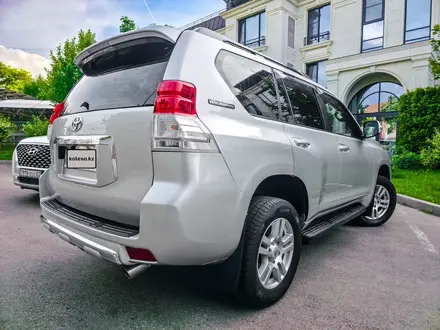 Toyota Land Cruiser Prado 2012 года за 14 900 000 тг. в Алматы – фото 4