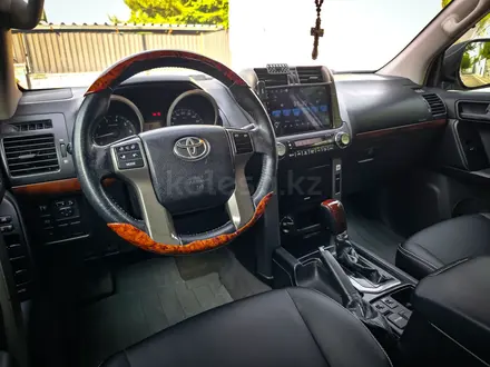 Toyota Land Cruiser Prado 2012 года за 14 900 000 тг. в Алматы – фото 7