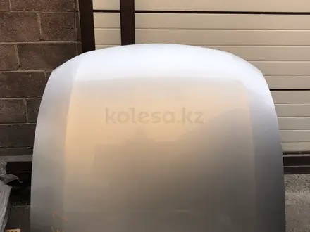 Капот оригенал за 95 000 тг. в Астана