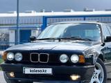 BMW 525 1991 года за 1 700 000 тг. в Алматы – фото 2