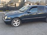 Mercedes-Benz E 320 2000 годаүшін3 800 000 тг. в Кызылорда – фото 2