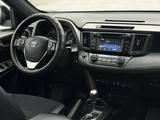 Toyota RAV4 2018 года за 10 700 000 тг. в Астана – фото 2