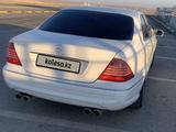 Mercedes-Benz S 320 2000 годаүшін6 100 000 тг. в Актау – фото 2