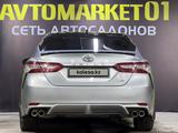 Toyota Camry 2020 года за 16 200 000 тг. в Астана – фото 5