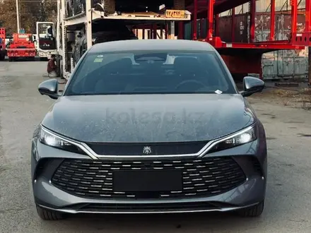 BYD Qin L DM-i Leading 2025 года за 9 550 000 тг. в Алматы – фото 2
