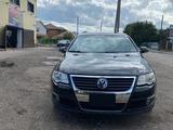 Volkswagen Passat 2006 годаfor2 850 000 тг. в Астана – фото 5