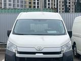 Toyota  HiAce 2022 годаүшін26 800 000 тг. в Астана