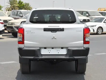 Mitsubishi L200 2024 года за 11 782 085 тг. в Алматы – фото 27