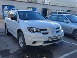 Mitsubishi Outlander 2003 годаүшін2 700 000 тг. в Караганда