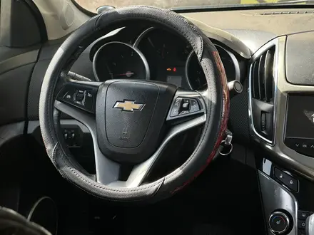 Chevrolet Cruze 2013 года за 3 800 000 тг. в Тараз – фото 20