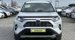 Toyota RAV4 2021 года за 16 700 000 тг. в Актобе – фото 4