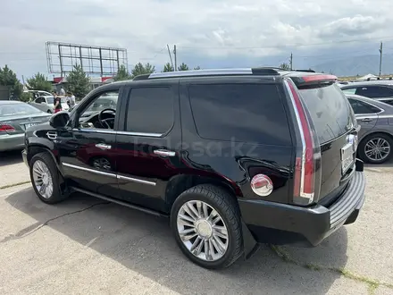 Cadillac Escalade 2008 года за 10 000 000 тг. в Алматы – фото 2