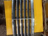 Решетка радиатора мерседес Е 210 рестайлинг дубликат за 20 000 тг. в Караганда