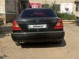 Mercedes-Benz C 180 1994 года за 1 400 000 тг. в Степногорск