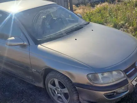 Opel Omega 1996 года за 1 100 000 тг. в Кокшетау – фото 2