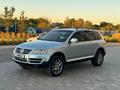 Volkswagen Touareg 2004 годаүшін4 199 999 тг. в Караганда – фото 2