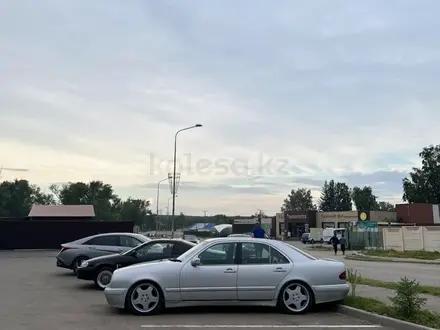 Mercedes-Benz E 320 2000 года за 4 600 000 тг. в Астана – фото 5