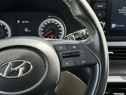 Hyundai Bayon 2023 года за 8 050 000 тг. в Атырау – фото 18