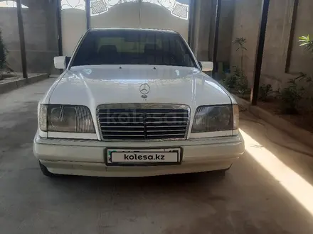 Mercedes-Benz E 200 1993 года за 1 500 000 тг. в Шымкент