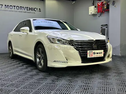 Toyota Crown 2019 года за 14 500 000 тг. в Астана – фото 3