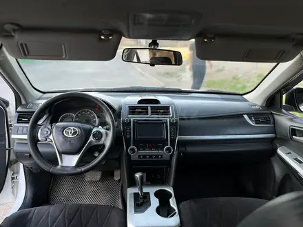 Toyota Camry 2014 года за 6 500 000 тг. в Шымкент – фото 8