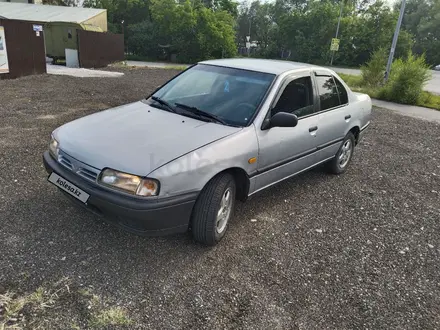 Nissan Primera 1990 года за 1 200 000 тг. в Семей