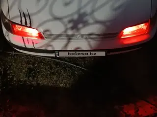 Toyota Carina E